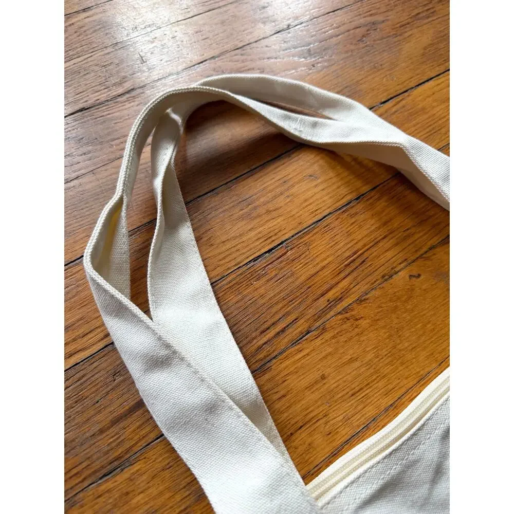 VANS ‘Off The Wall’ Zippered Canvas Tote (NWOT)